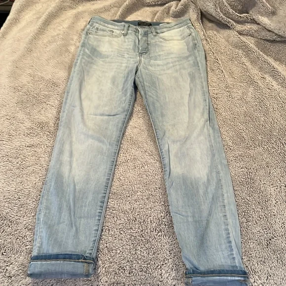 Jeans - Picture 2 of 6